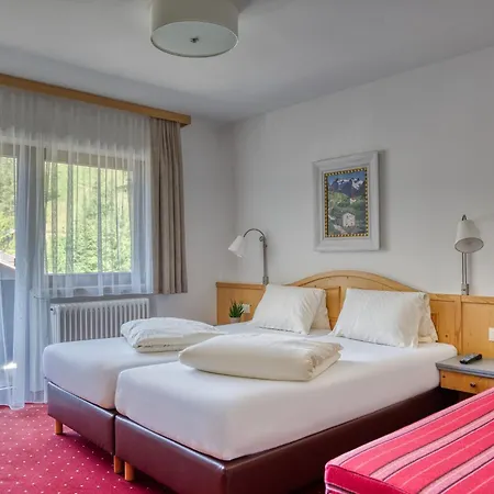 Hotel Jaegerhof 3*
