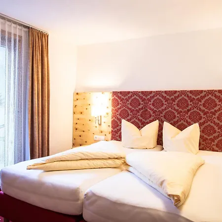 Jaegerhof Hotel 3*