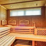 亚根霍夫酒店 3*