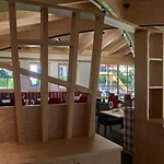 亚根霍夫酒店 酒店 厄茨