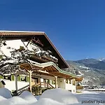 亚根霍夫酒店