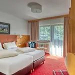 Jaegerhof 3* اوتز